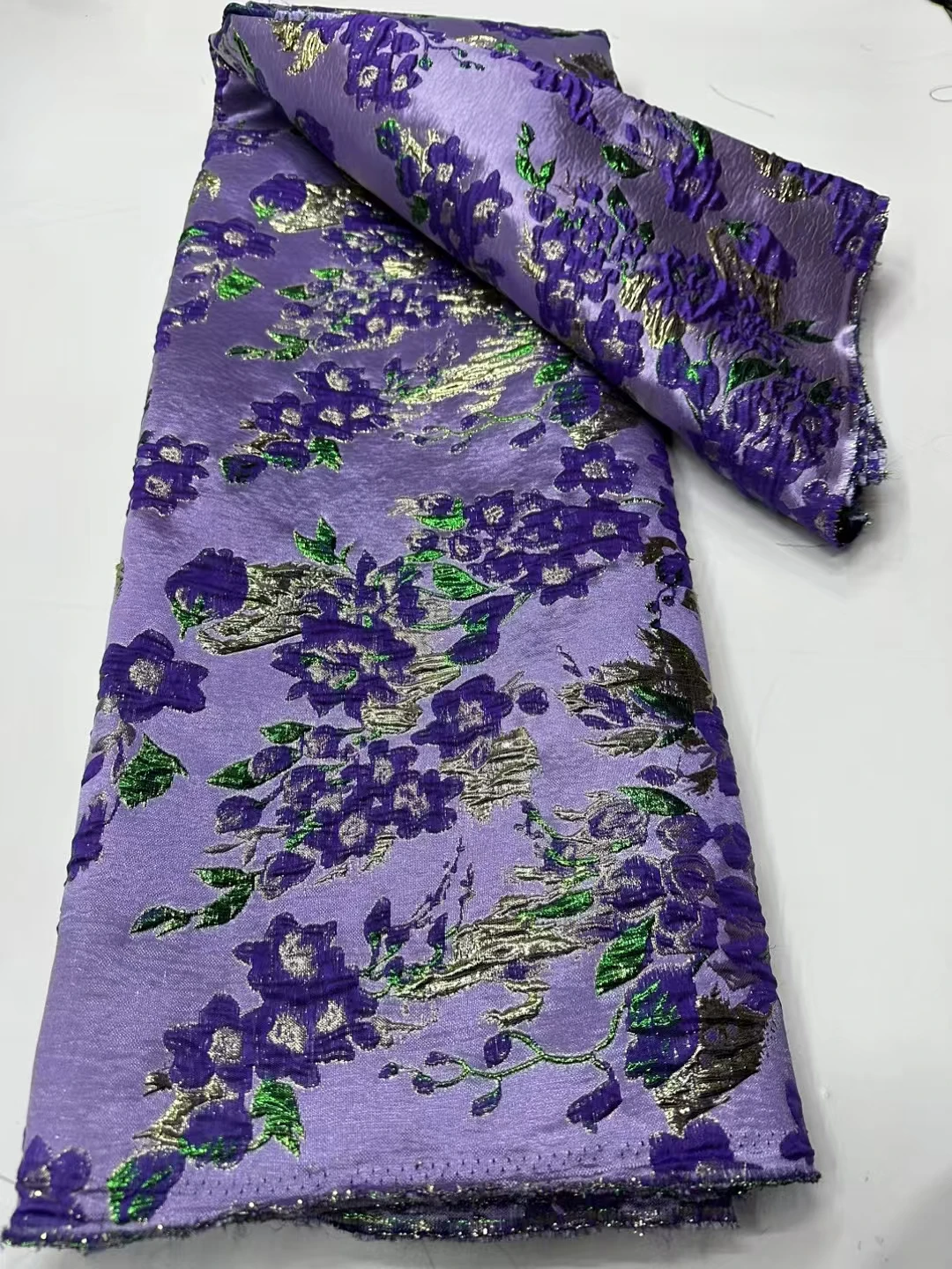 2025 New High Quality Purple Organza Lace Embroidery Fabric European and American Stage Fashion Dress by 180inches*43.2inches
2025 New High Quality Purple Organza Lace Embroidery Fabric European and American Stage Fashion Dress by 180inches*43.2inches