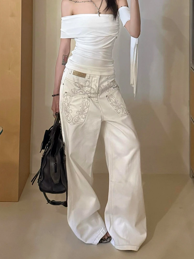 Retro American Spicy Girl Distressed Pocket Denim Jeans Women Summer New Embroidery Design Floor-Length Pants Loose Fit
Retro American Spicy Girl Distressed Pocket Denim Jeans Women Summer New Embroidery Design Floor-Length Pants Loose Fit