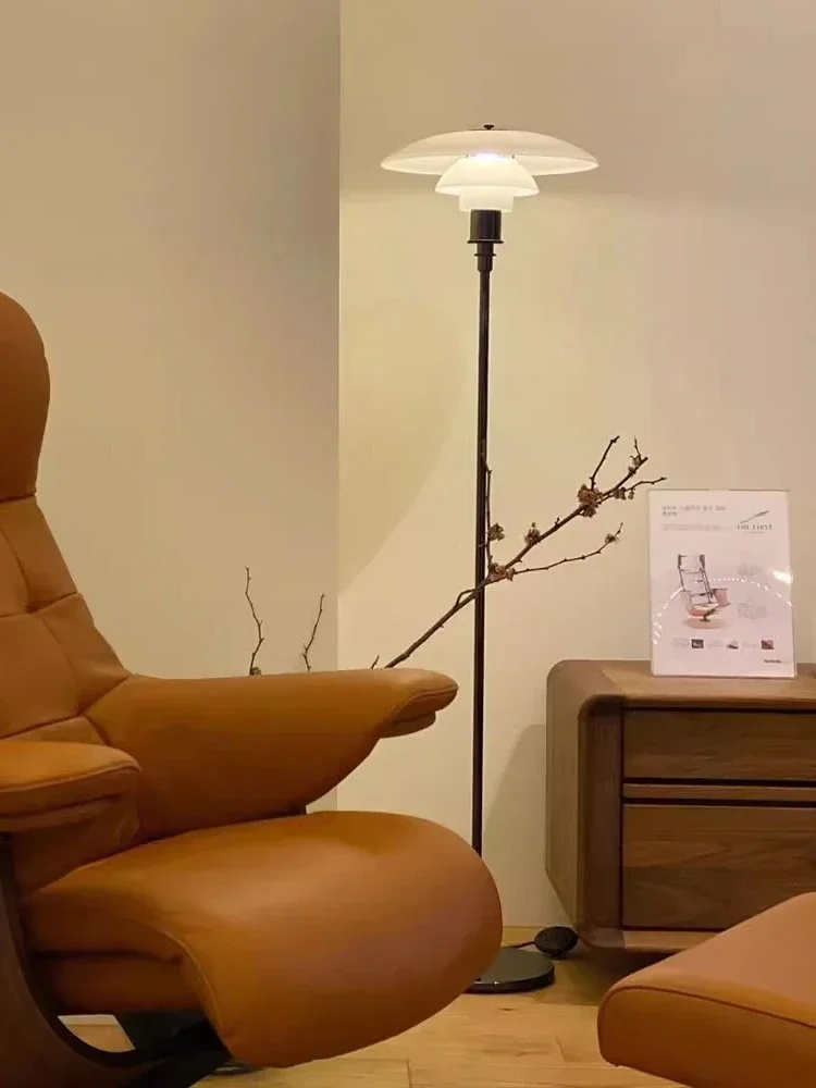 Нордический креативный дизайн, стеклянная Напольная Лампа для гостиной, дивана 
Нордический креативный дизайн, стеклянная Напольная Лампа для гостиной, дивана