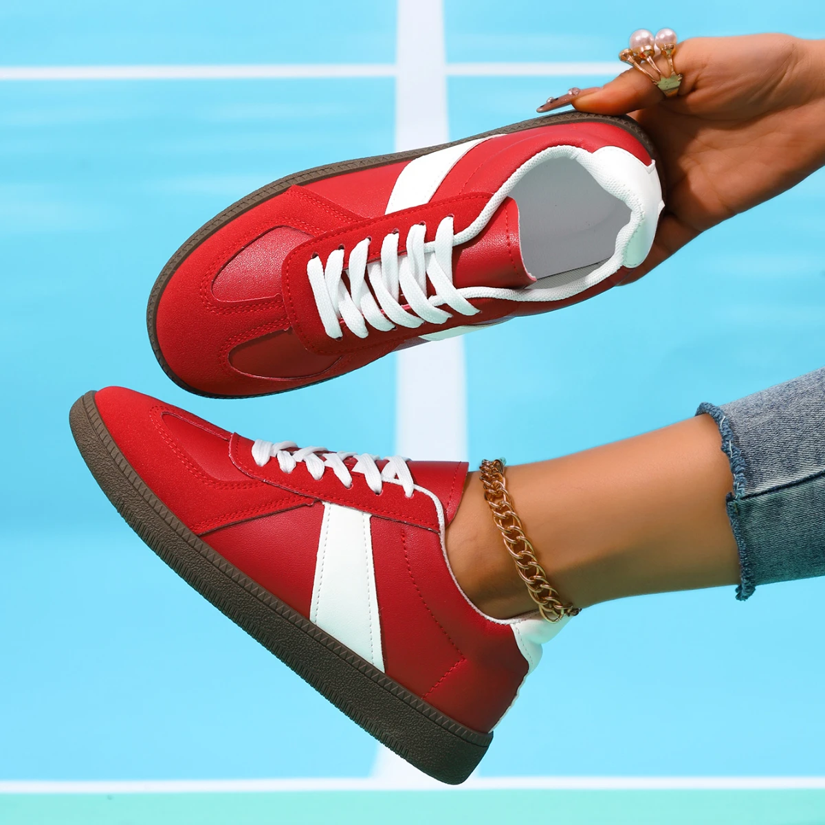 Women Fashion Breathable Platform Running Shoes Women Casual Vulcanize Shoes Color Blocked Lace Up Design Sneakers Size 36-41
Women Fashion Breathable Platform Running Shoes Women Casual Vulcanize Shoes Color Blocked Lace Up Design Sneakers Size 36-41