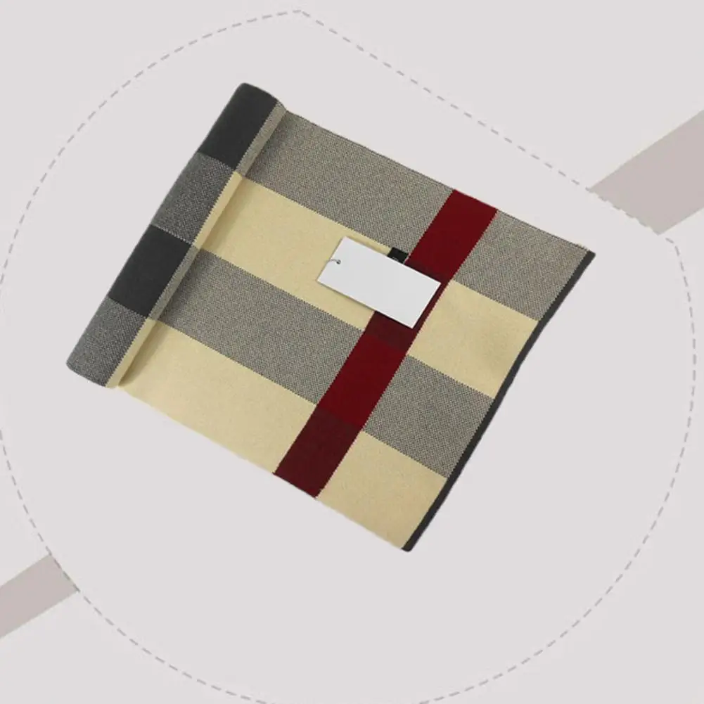 Windproof Men Scarf Plaid Print Men's Winter Scarf Soft Thickened Warm Windproof Neck Wrap for Cold Weather Stylish Checked
Windproof Men Scarf Plaid Print Men's Winter Scarf Soft Thickened Warm Windproof Neck Wrap for Cold Weather Stylish Checked