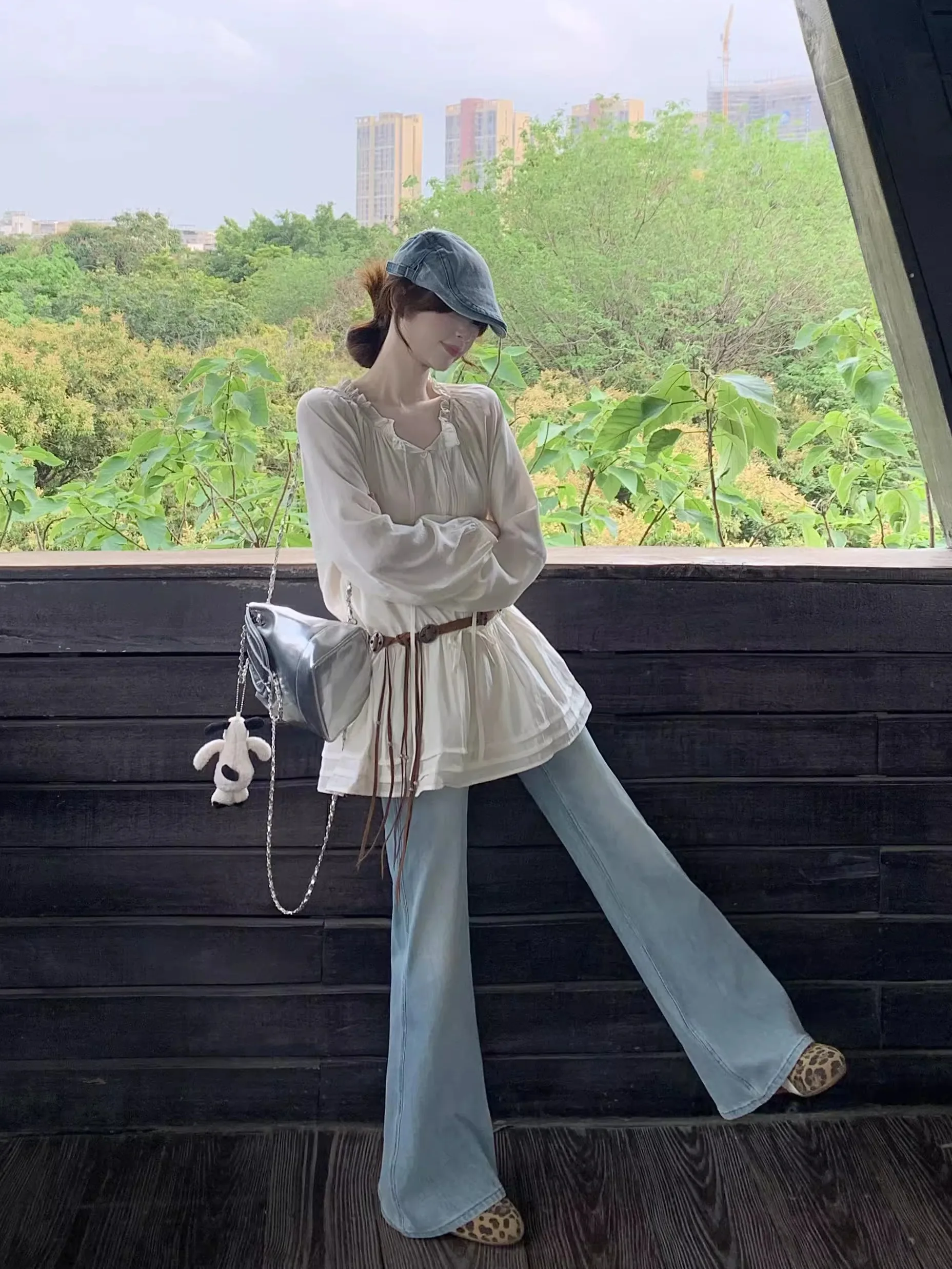 Sweet Style Long Sleeve Sun Protection Shirt Women's Early Autumn Waist-Cinching Beautiful Top French Style Slim Fit V-neck
Sweet Style Long Sleeve Sun Protection Shirt Women's Early Autumn Waist-Cinching Beautiful Top French Style Slim Fit V-neck