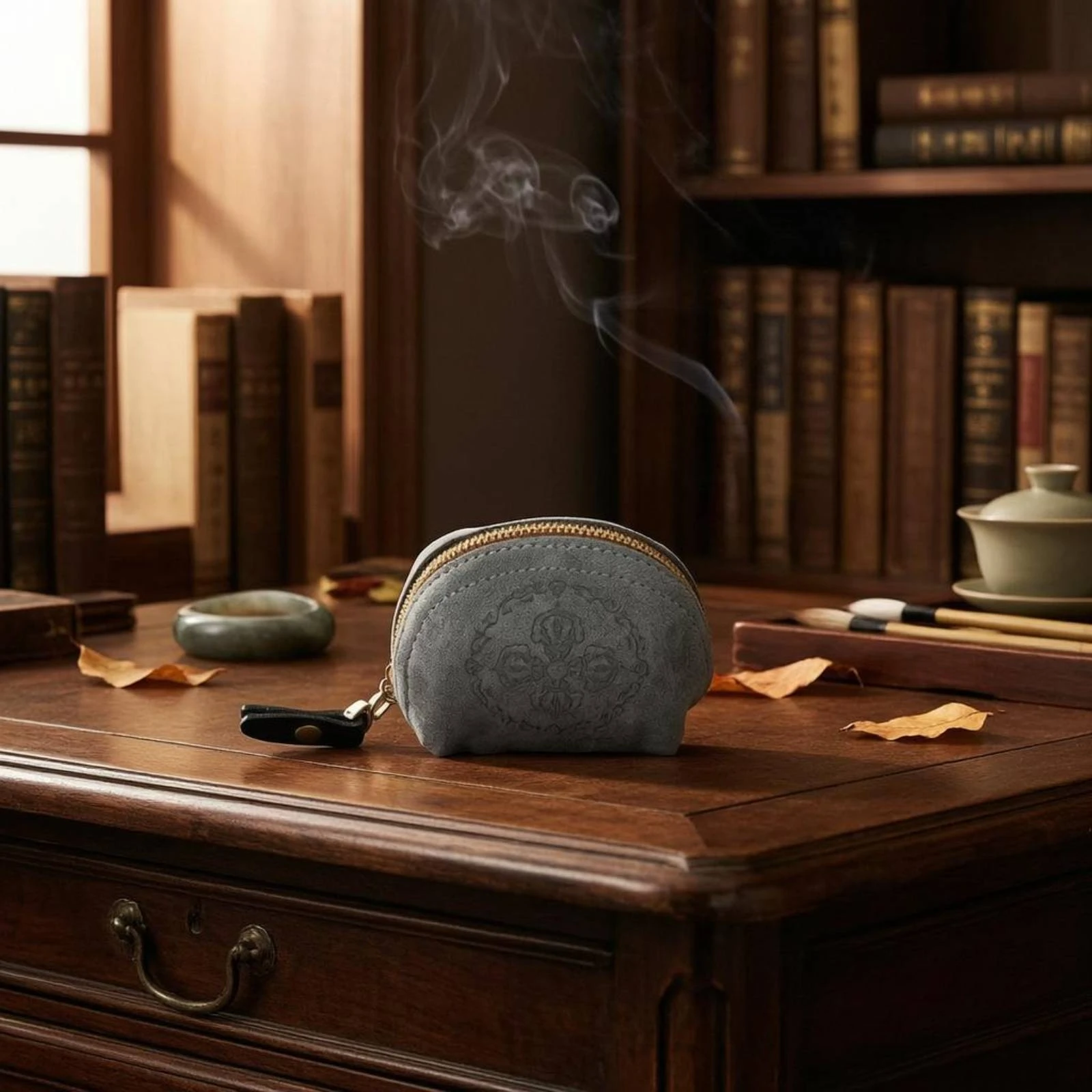 Leather Pouch Suede Texture Jewelry Storage Pouch Personal Holder Compact
Leather Pouch Suede Texture Jewelry Storage Pouch Personal Holder Compact