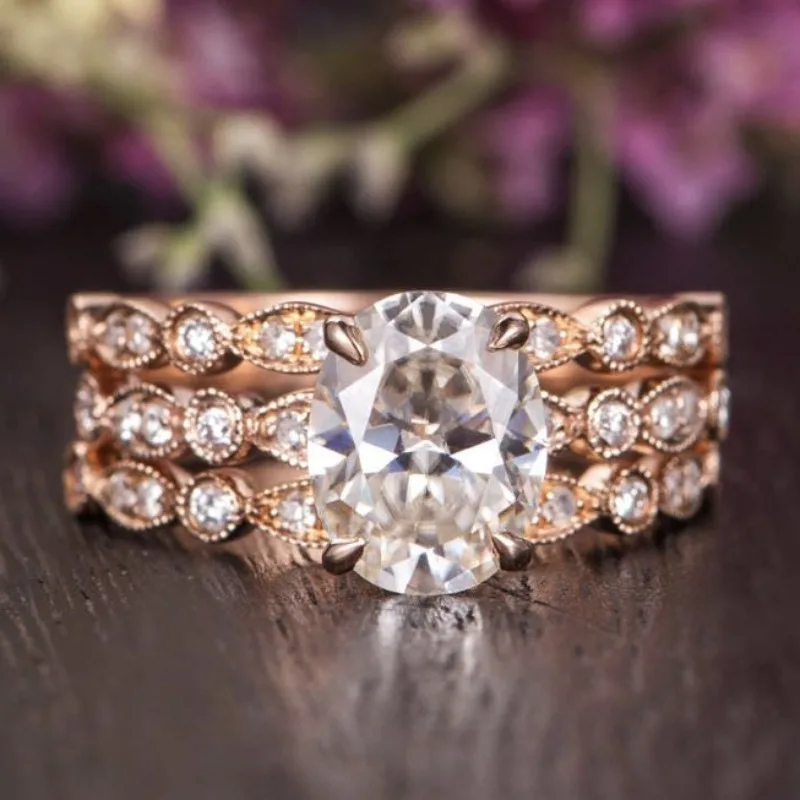 Gorgeous Rose Golden Color Round Ring for Women Fashion Metal Inlaid Whiute Stones Ring Set Jewelry
Gorgeous Rose Golden Color Round Ring for Women Fashion Metal Inlaid Whiute Stones Ring Set Jewelry