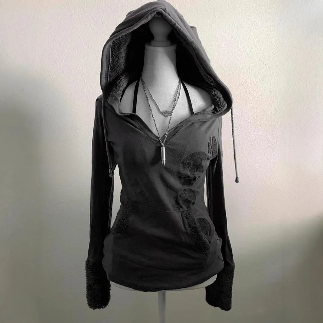 American Vintage Gray Lambswool Hooded Sweatshirt Print Waist Cinched Spring and Summer Top
American Vintage Gray Lambswool Hooded Sweatshirt Print Waist Cinched Spring and Summer Top
