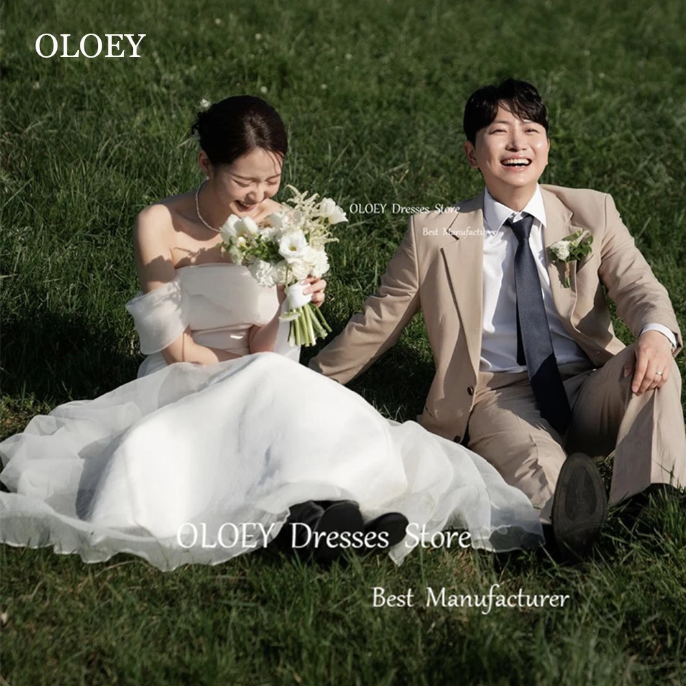 OLOEY Simple White A Line Soft Organza Wedding Dresses Korea Women Off the Shoulder Floor Length Plain Bridal Gowns String Back
OLOEY Simple White A Line Soft Organza Wedding Dresses Korea Women Off the Shoulder Floor Length Plain Bridal Gowns String Back