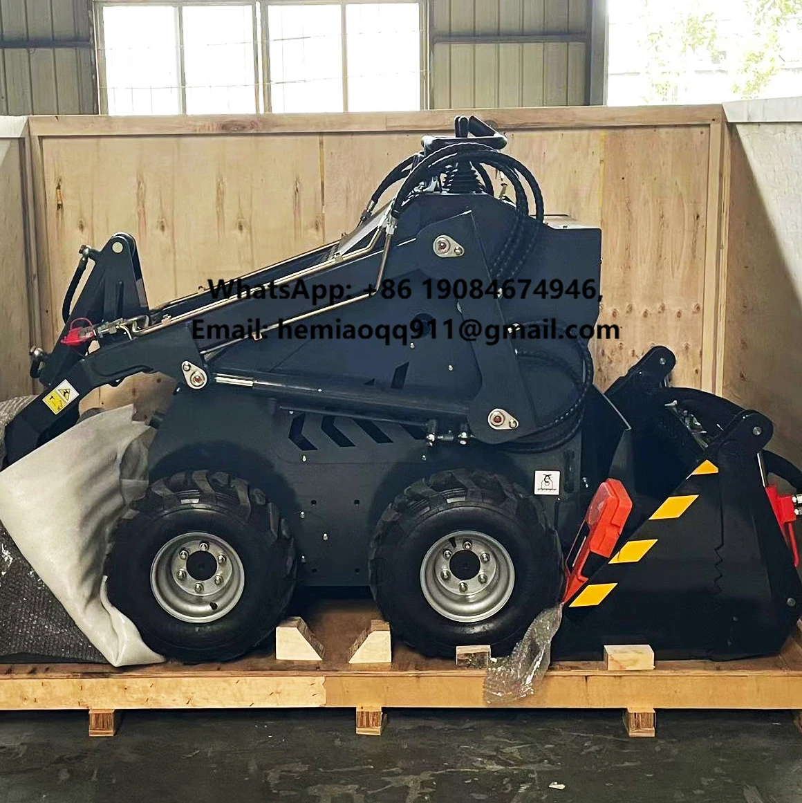 Free Shipping Hydraulic Skid Steer Loader Mini Wheel/Crawler Loader Used Small Electric Skid Steer Loader Dingo
Free Shipping Hydraulic Skid Steer Loader Mini Wheel/Crawler Loader Used Small Electric Skid Steer Loader Dingo