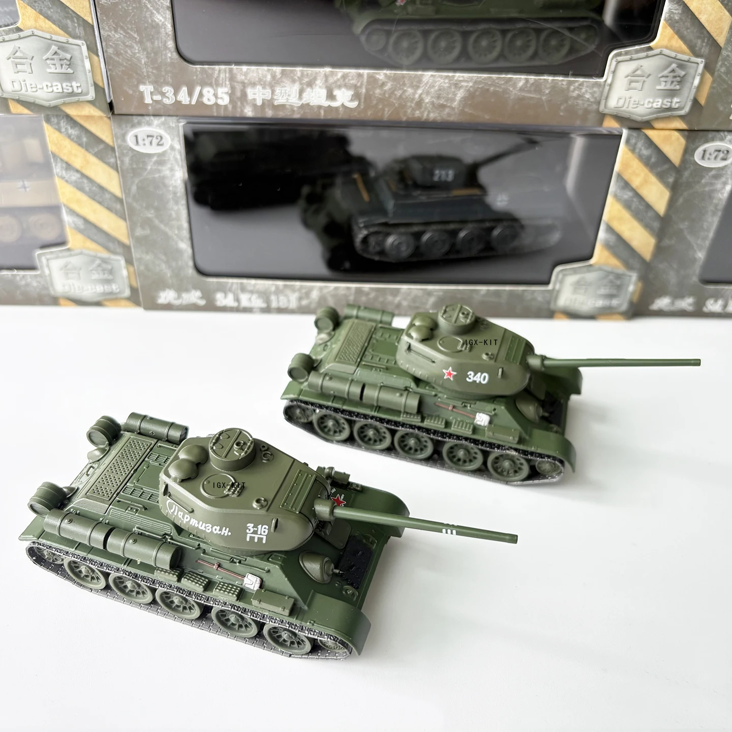1/72 Scale Soviet Russian T34 Tank T34-85 Medium Tank Painted Alloy Finished Military Tank Model Gift Collection Ornament
1/72 Scale Soviet Russian T34 Tank T34-85 Medium Tank Painted Alloy Finished Military Tank Model Gift Collection Ornament