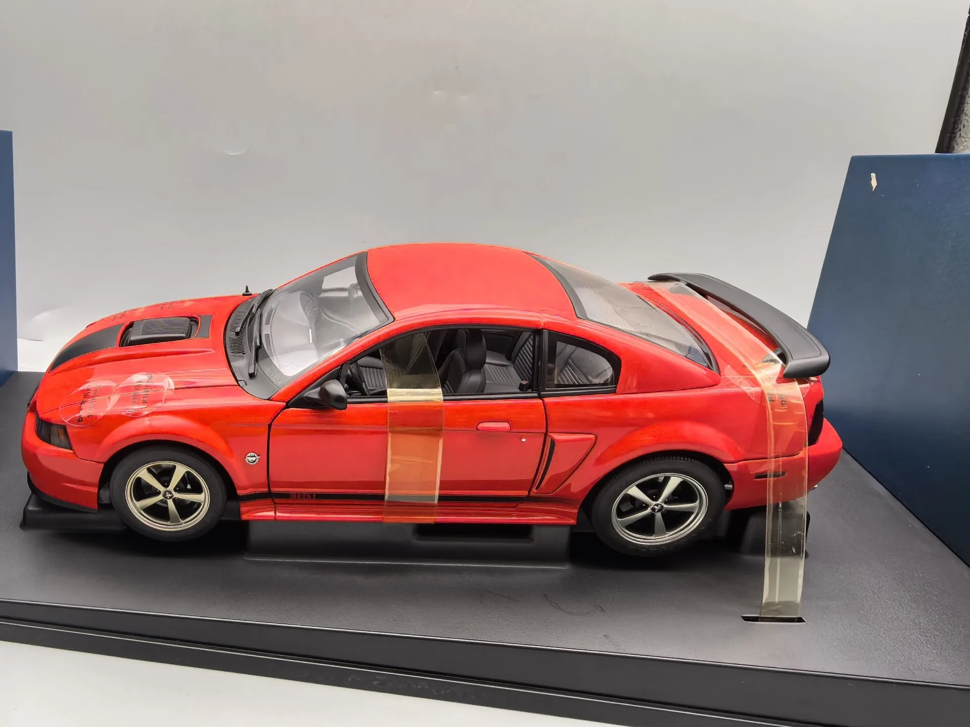 Autoart 1:18 Mustang Mach 1 Red Simulation Limited Edition All Open Alloy Metal Static Car Model Toy Gift
Autoart 1:18 Mustang Mach 1 Red Simulation Limited Edition All Open Alloy Metal Static Car Model Toy Gift