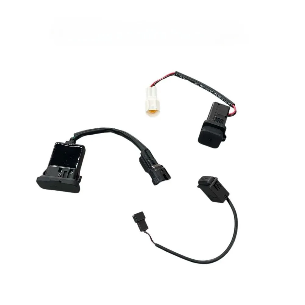 Suitable for ZEEHO AE4i/AE4se/EZ3i/AE8 electric motorcycle models, original USB mobile phone charging port, factory universal 
Suitable for ZEEHO AE4i/AE4se/EZ3i/AE8 electric motorcycle models, original USB mobile phone charging port, factory universal