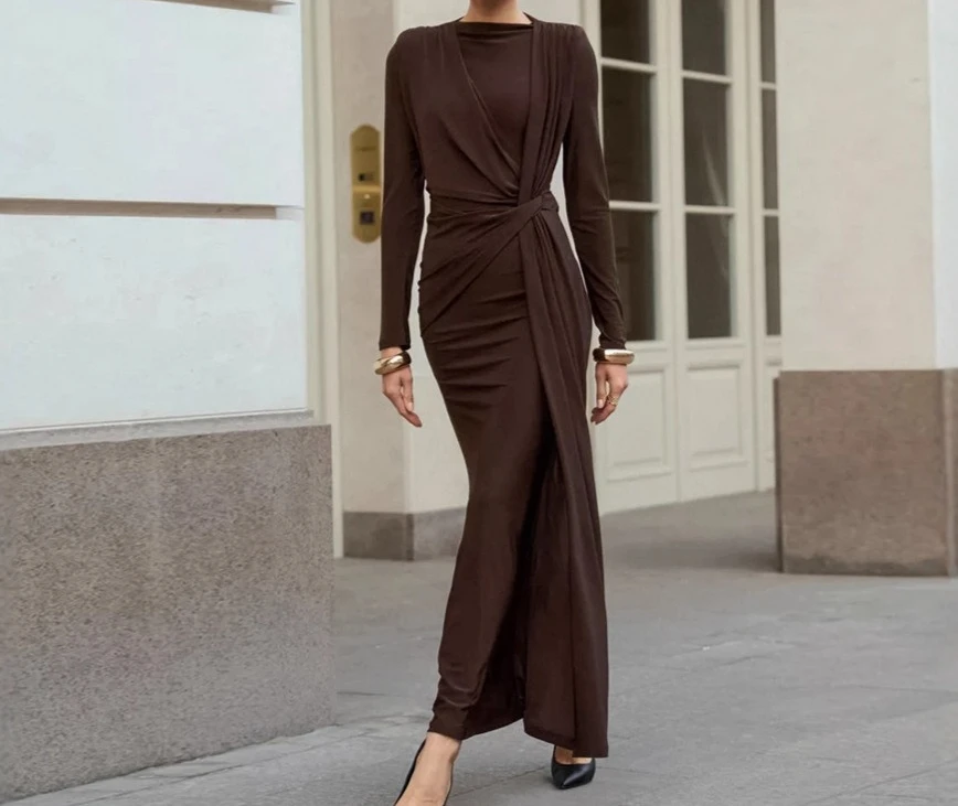 Autumn Design Sense Dress Long Skirt Women's Texture Waist Cinching and Slimming Evening Gown
Autumn Design Sense Dress Long Skirt Women's Texture Waist Cinching and Slimming Evening Gown