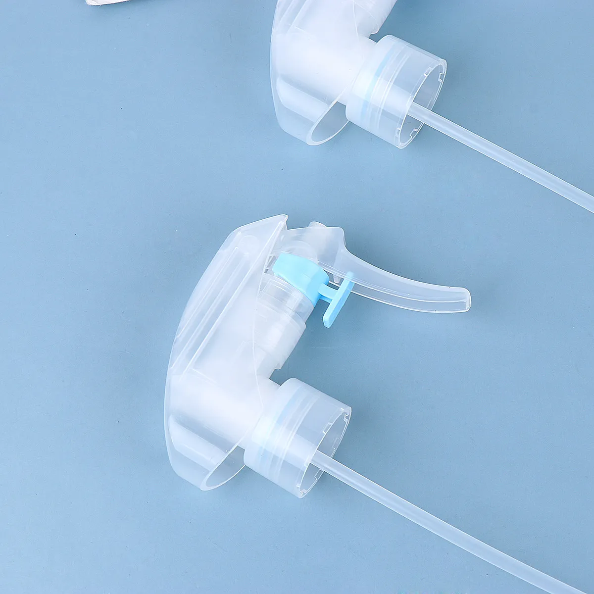 4Pcs Spray Bottle Replacement Nozzles Universal Fit for Watering Cans Beverage Bottles Garden Care Cleaning Car Detailing
4Pcs Spray Bottle Replacement Nozzles Universal Fit for Watering Cans Beverage Bottles Garden Care Cleaning Car Detailing