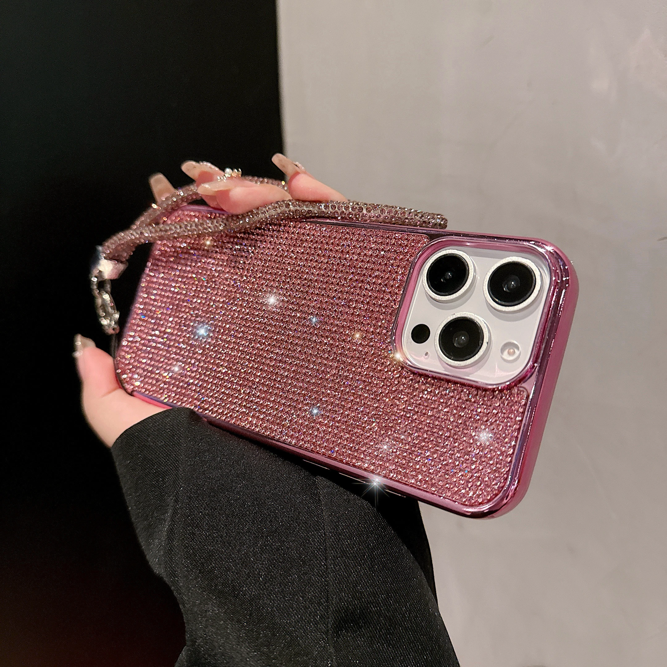 Korean style phone case suitable for iPhone 16 Pro 17, shiny zircon 15 protective case
Korean style phone case suitable for iPhone 16 Pro 17, shiny zircon 15 protective case
