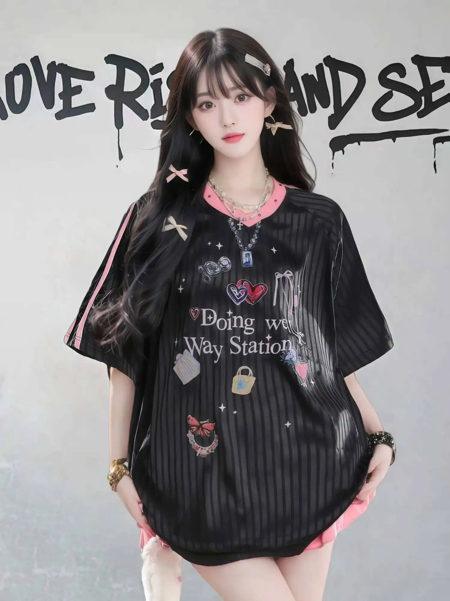 2025 Fashion Short Sleeve T-Shirt For Women Summer Pink Half Sleeve Color-Block Striped Loose Sports Jersey Top
2025 Fashion Short Sleeve T-Shirt For Women Summer Pink Half Sleeve Color-Block Striped Loose Sports Jersey Top