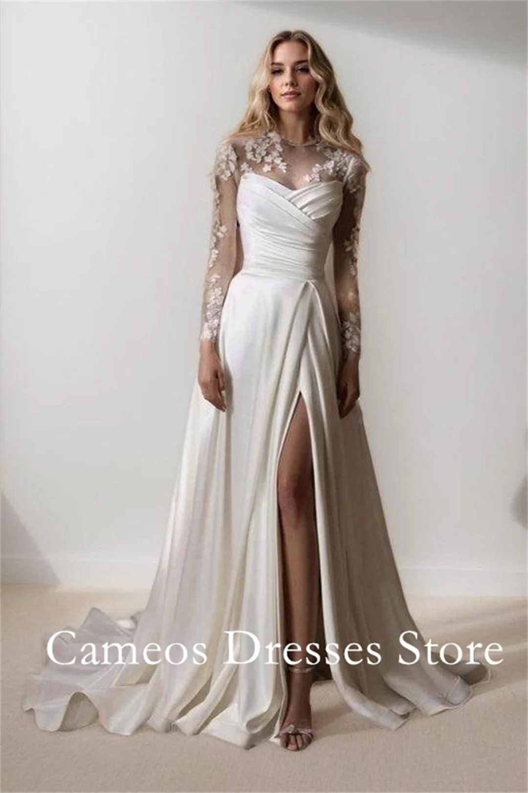 SONDR Customized O-Neck Side Slit Ruched Ivory Wedding Dresses A-Line Soft Satin Lace Brides Gowns Women Bridal Dresses
SONDR Customized O-Neck Side Slit Ruched Ivory Wedding Dresses A-Line Soft Satin Lace Brides Gowns Women Bridal Dresses