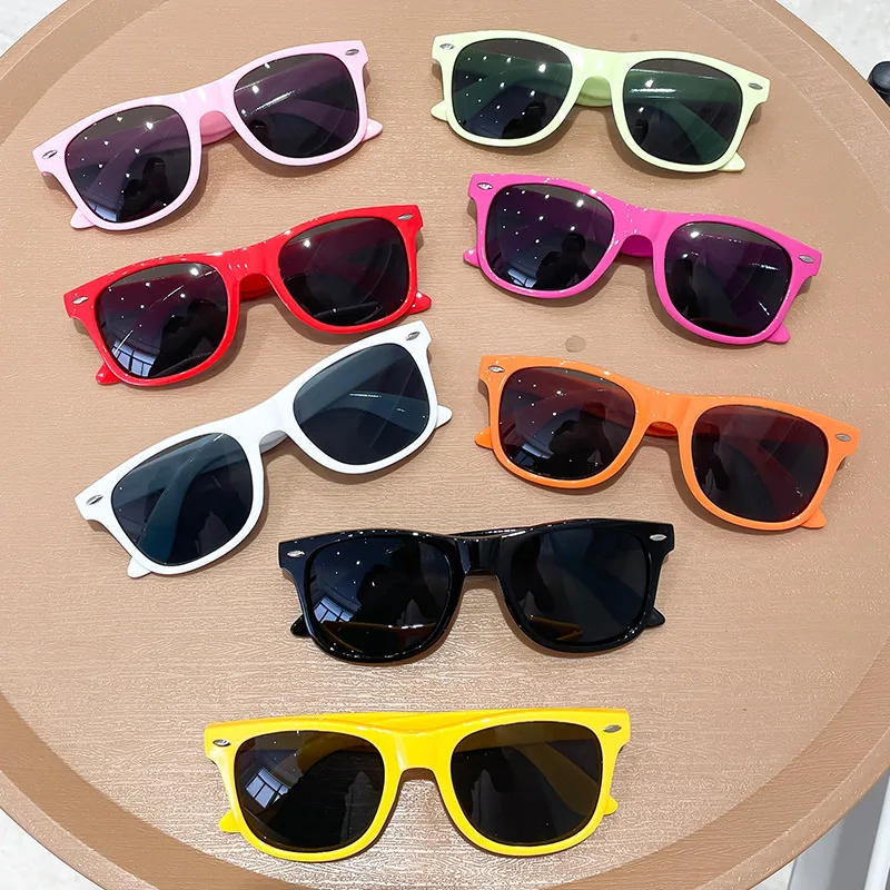 Personalized Summer Adult Rice Nail Candy Sunglasses Trendy Men's UV Resistant Driving Sunglasse High-end Square Party Glasses
Personalized Summer Adult Rice Nail Candy Sunglasses Trendy Men's UV Resistant Driving Sunglasse High-end Square Party Glasses