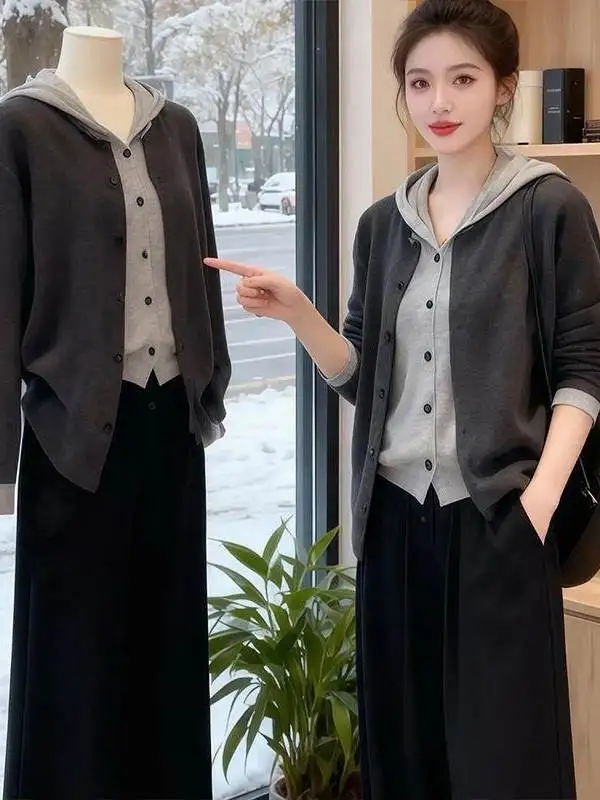 Fashionable Hooded Knitted Open Cardigan Women's Loose Style Single Button Sweater Jacket Elegant Versatile Top for Autumn
Fashionable Hooded Knitted Open Cardigan Women's Loose Style Single Button Sweater Jacket Elegant Versatile Top for Autumn