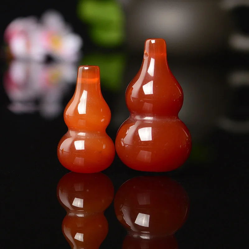 Red Agate Jewelry Accessories Large and Small Red and White Chalcedony Gourd Pendant Agate Fu Lu Jade Gourd Pendant Wholesale
Red Agate Jewelry Accessories Large and Small Red and White Chalcedony Gourd Pendant Agate Fu Lu Jade Gourd Pendant Wholesale