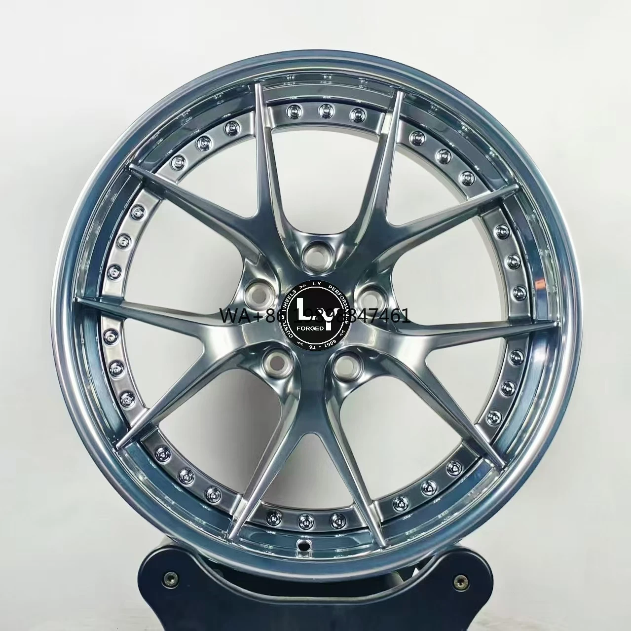 new Hot Selling Customized 19 20 21 22 24 Inch 2 Piece Sliver Aluminum Forged Wheels for Luxury high-end customization
new Hot Selling Customized 19 20 21 22 24 Inch 2 Piece Sliver Aluminum Forged Wheels for Luxury high-end customization