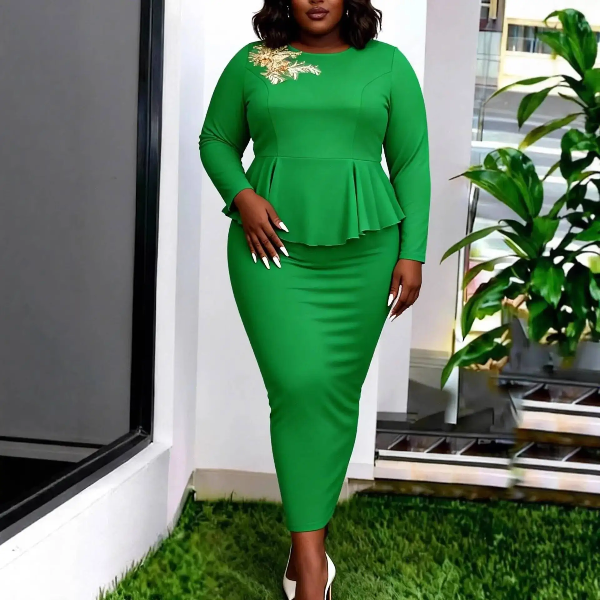 Plus-size Women's Ruffle Dress, Waist-cinching, Slimming, Long-sleeved, Embroidered, Elegant, Suitable For Parties And Work Y2K
Plus-size Women's Ruffle Dress, Waist-cinching, Slimming, Long-sleeved, Embroidered, Elegant, Suitable For Parties And Work Y2K