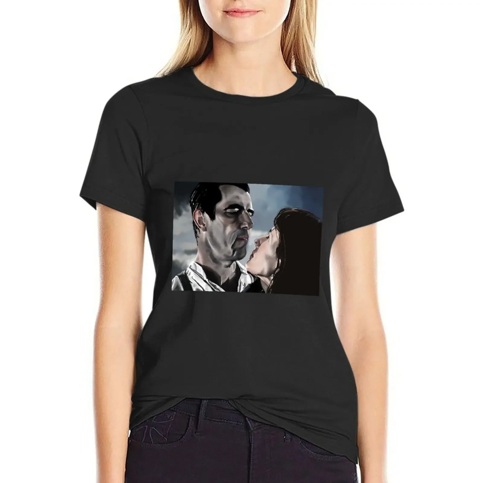 Dracula and Zoe on the beach (Claes Bang and Dolly Wells) T-Shirt female anime animal print tops Women
Dracula and Zoe on the beach (Claes Bang and Dolly Wells) T-Shirt female anime animal print tops Women