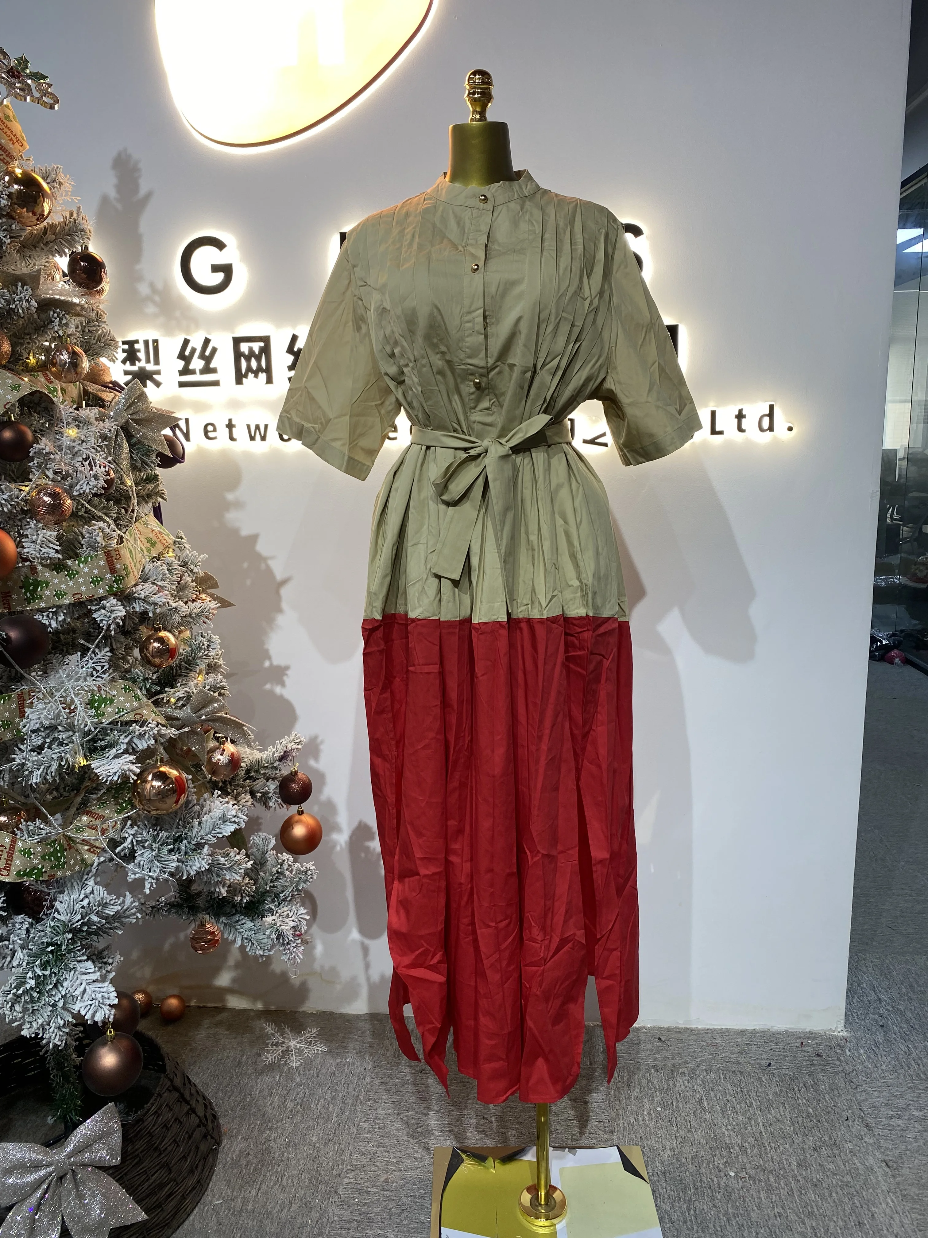New fashion unique autumn a-line skirt women's long sleeve sexy long split knitted skirt-GZMM070
New fashion unique autumn a-line skirt women's long sleeve sexy long split knitted skirt-GZMM070
