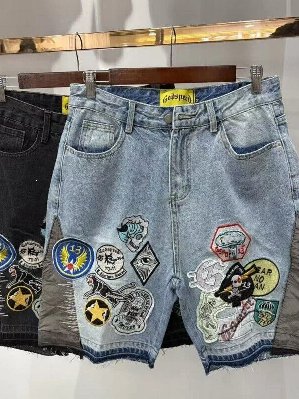 Retro American Patchwork Embroidered Logo Men's Loose Summer Denim Shorts Casual Style Polyester Fiber mid Waist Shorts
Retro American Patchwork Embroidered Logo Men's Loose Summer Denim Shorts Casual Style Polyester Fiber mid Waist Shorts
