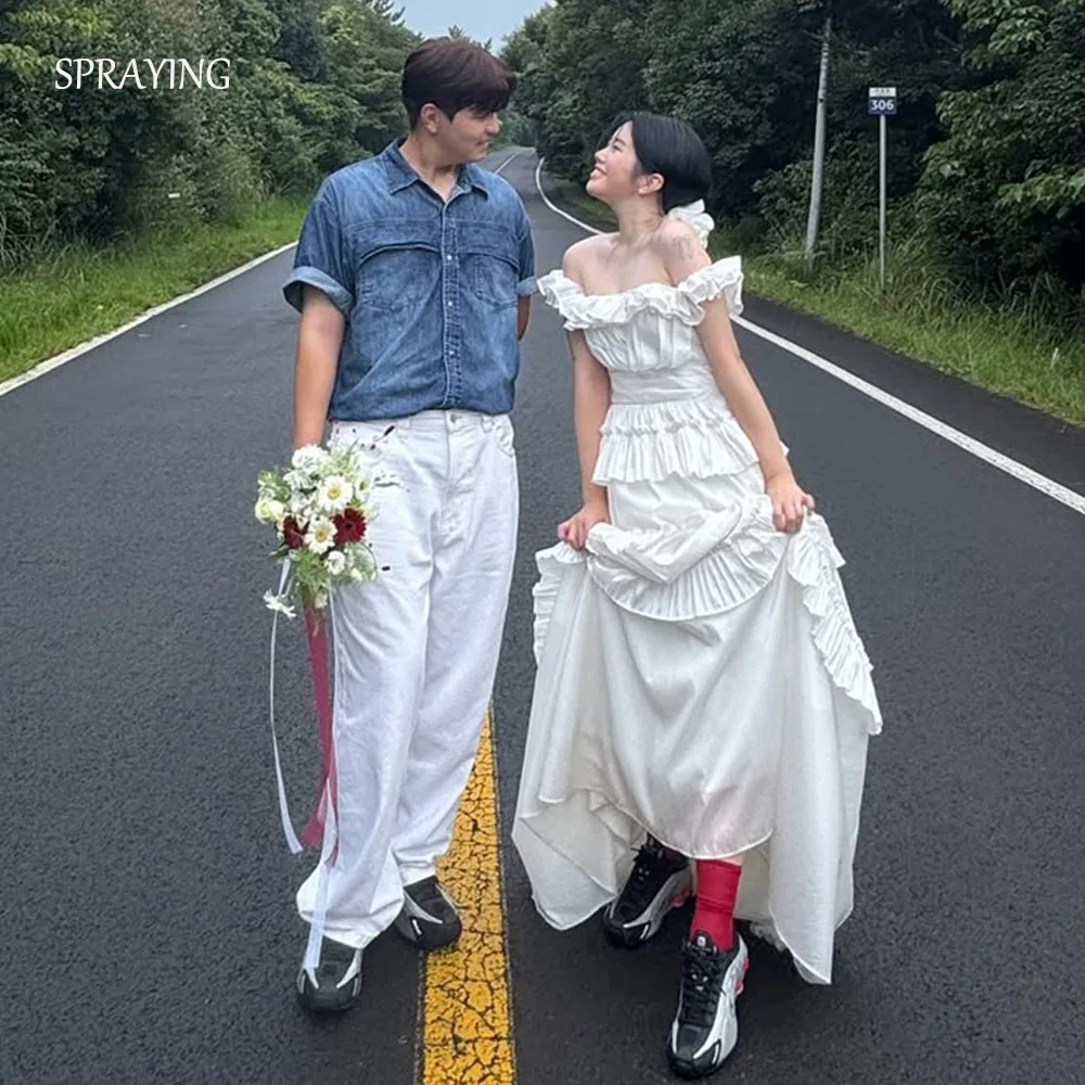 SPRAYING Simple Ivory Taffeta Wedding Dress Korea Photo Shoot Off Shoulder A line Long Tiered Bridal Gowns Customized 웨딩드레스
SPRAYING Simple Ivory Taffeta Wedding Dress Korea Photo Shoot Off Shoulder A line Long Tiered Bridal Gowns Customized 웨딩드레스
