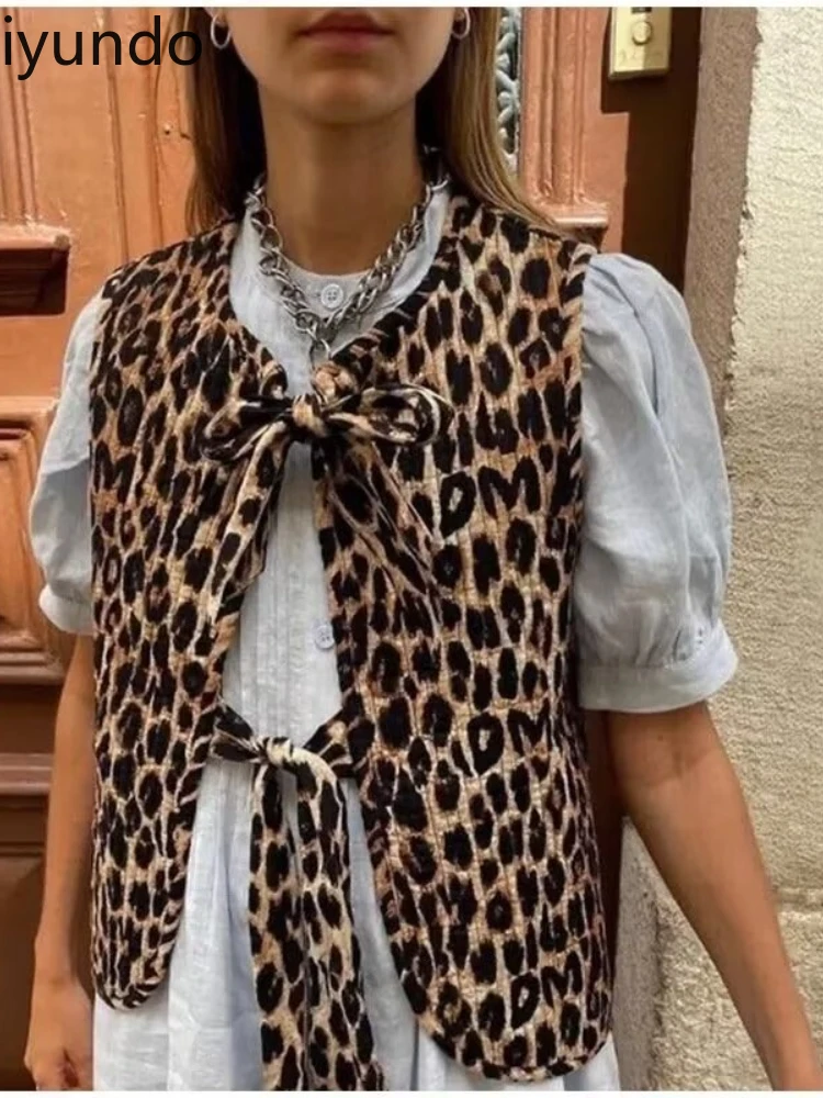 2025 Spring Streetwear Fashion Women's Animal Print Vest - Casual Oversized Jacket Trendy Graffiti Design Chamarras Para Mujer
2025 Spring Streetwear Fashion Women's Animal Print Vest - Casual Oversized Jacket Trendy Graffiti Design Chamarras Para Mujer