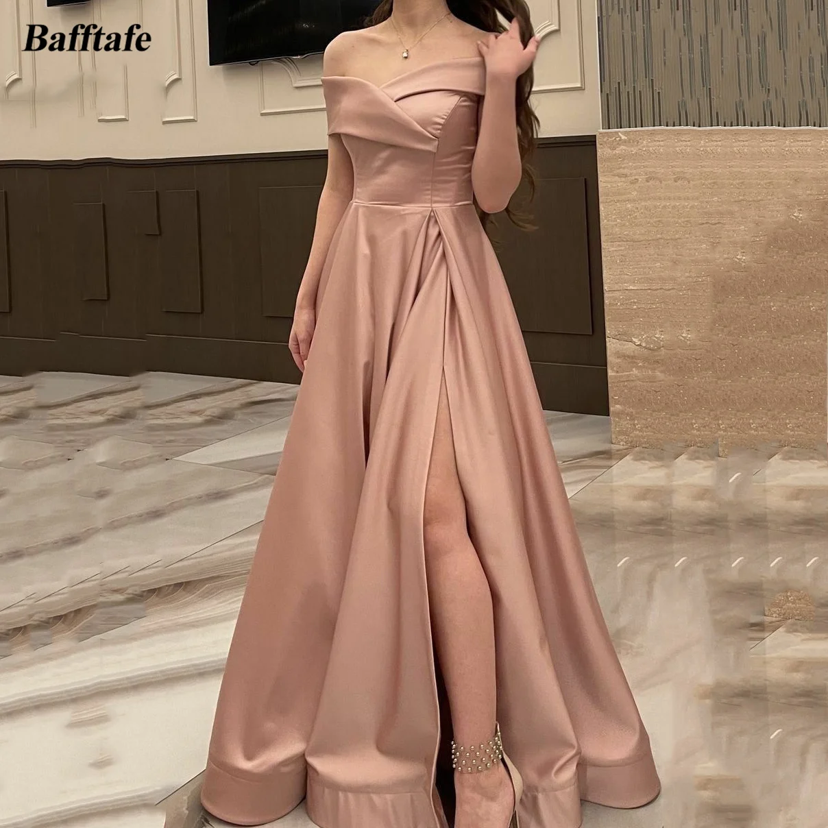 Bafftafe A Line Satin Prom Dresses Customized Wedding Bridesmaid Dress Slit Side Evening Party Gonws Women Formal Outfits
Bafftafe A Line Satin Prom Dresses Customized Wedding Bridesmaid Dress Slit Side Evening Party Gonws Women Formal Outfits
