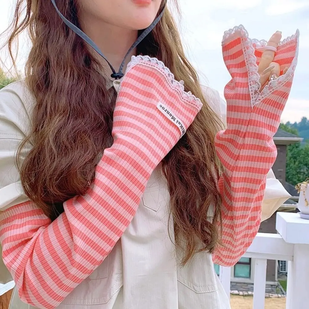 Sun Protection Ice Silk Arm Sleeves Lace Stripe Summer Sunscreen Sleeves Fashion Breathable UV Solar Arm Sleeves Outdoor
Sun Protection Ice Silk Arm Sleeves Lace Stripe Summer Sunscreen Sleeves Fashion Breathable UV Solar Arm Sleeves Outdoor