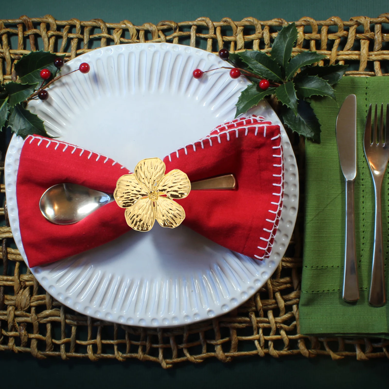 6pcs Golden Elegant Tableware Napkin Rings Decor Metal Banquet Dinner Metal Napkin Rings Party Wedding Kitchen Bar 
6pcs Golden Elegant Tableware Napkin Rings Decor Metal Banquet Dinner Metal Napkin Rings Party Wedding Kitchen Bar