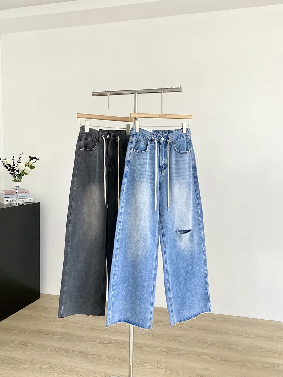 Trendy High Waist Straight Leg Jeans Women's Spring Summer New Korean Style Casual Denim Pants with Hole Personality Design
Trendy High Waist Straight Leg Jeans Women's Spring Summer New Korean Style Casual Denim Pants with Hole Personality Design