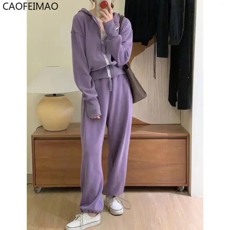 Caofeimao Straight Tube Wide Leg Pants Two-piece Set Casual Hooded Spring and Autumn New Women's Sweater Cardigan Sports Suit
Caofeimao Straight Tube Wide Leg Pants Two-piece Set Casual Hooded Spring and Autumn New Women's Sweater Cardigan Sports Suit