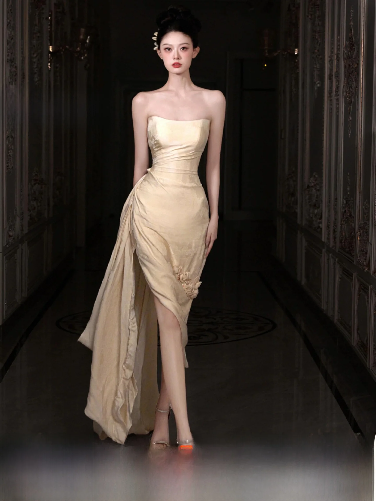 Elegant Vintage Chinese Style Bridal Morning Robe Women's Dress Slimming Long Evening Gown for Engagement Parties And Weddings
Elegant Vintage Chinese Style Bridal Morning Robe Women's Dress Slimming Long Evening Gown for Engagement Parties And Weddings
