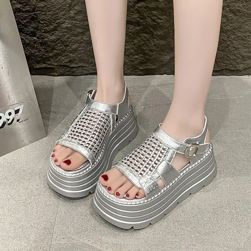 Women's Thick Bottom Sports Sandals Summer New Loose and Comfortable Cool Boots Outdoor Leisure Water Diamond Beach Roman Shoes
Women's Thick Bottom Sports Sandals Summer New Loose and Comfortable Cool Boots Outdoor Leisure Water Diamond Beach Roman Shoes