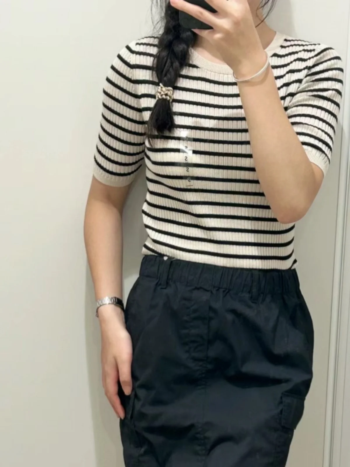 Japanese Style Women's Knitted Merino Wool Ribbed round Neck Striped Top 5/4 Sleeve Base Shirt Sweet Style Polyester Fiber
Japanese Style Women's Knitted Merino Wool Ribbed round Neck Striped Top 5/4 Sleeve Base Shirt Sweet Style Polyester Fiber