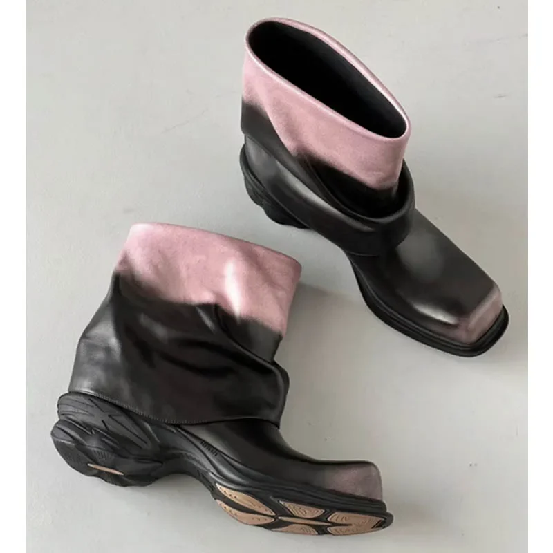 Розовые разноцветные короткие сапоги с квадратным носком на толстом каблуке, женские зимние ботинки без шнуровки в стиле ретро 2025, узкие ботинки с рукавами для брюк, модная обувь
Розовые разноцветные короткие сапоги с квадратным носком на толстом каблуке, женские зимние ботинки без шнуровки в стиле ретро 2025, узкие ботинки с рукавами для брюк, модная обувь