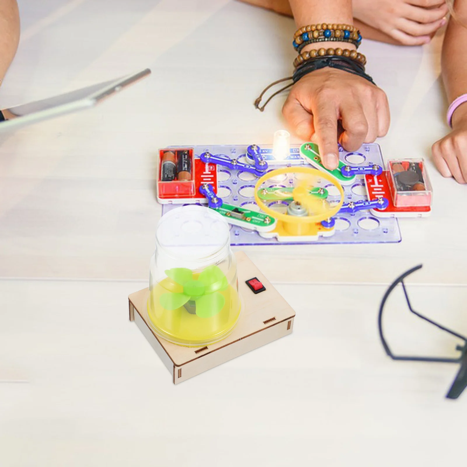 1 set 1 Set Stem Sandstorm Simulation Kit For Kids Diy Science Experiments Building Craft Set Small Assembly Kit
1 set 1 Set Stem Sandstorm Simulation Kit For Kids Diy Science Experiments Building Craft Set Small Assembly Kit