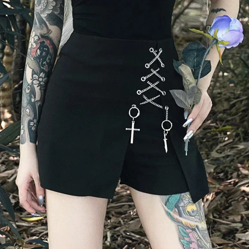 Black Tight Shorts for Women, Gothic Punk Skirts, High Waist Chain, Cross Bandage, Summer Streetwear for Girls, Hip Hop Shorts
Black Tight Shorts for Women, Gothic Punk Skirts, High Waist Chain, Cross Bandage, Summer Streetwear for Girls, Hip Hop Shorts