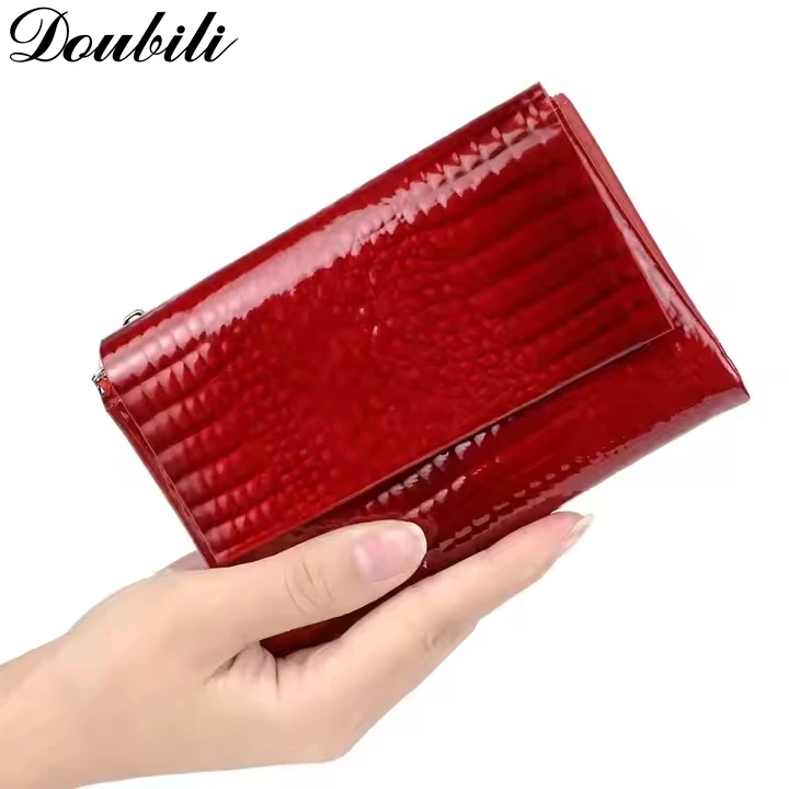 Doubili Short women's wallet, genuine leather wallet, patent leather handbag, women's fashionable handbag
Doubili Short women's wallet, genuine leather wallet, patent leather handbag, women's fashionable handbag