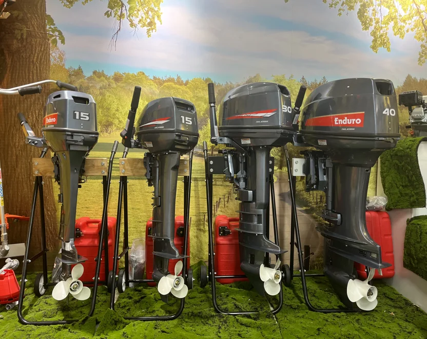 New Full Range fuel Outboard Motor 2 Stroke 4 Stroke 15hp 40hp 60hp 110hp Boat Engine Compatible with YAMAHAA Spare Parts
New Full Range fuel Outboard Motor 2 Stroke 4 Stroke 15hp 40hp 60hp 110hp Boat Engine Compatible with YAMAHAA Spare Parts