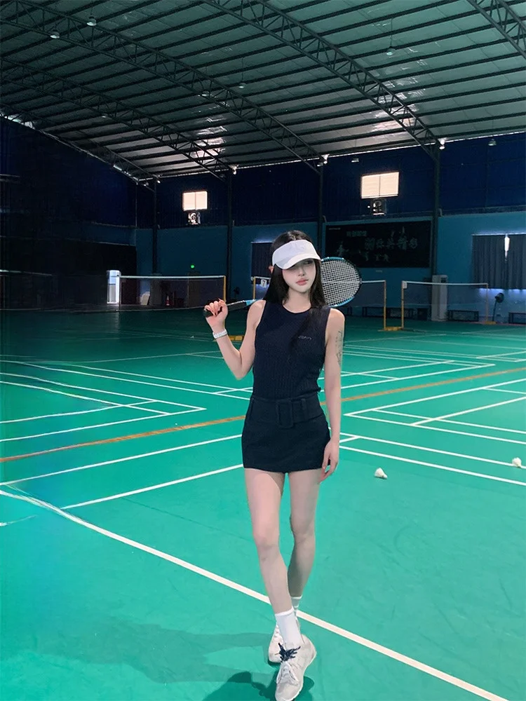 Женская летняя юбка-трапеция из трикотажа цвета индиго, повседневная, спортивная, в стиле «Spicy Girl», прямого кроя, высокого качества
Женская летняя юбка-трапеция из трикотажа цвета индиго, повседневная, спортивная, в стиле «Spicy Girl», прямого кроя, высокого качества