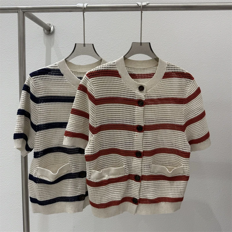 New SummerWomen's Round Neck Striped Hollow-OutShort Sleeve T-Shirt High-Quality FashionableCasual Single-Breasted Knit Cardigan
New SummerWomen's Round Neck Striped Hollow-OutShort Sleeve T-Shirt High-Quality FashionableCasual Single-Breasted Knit Cardigan