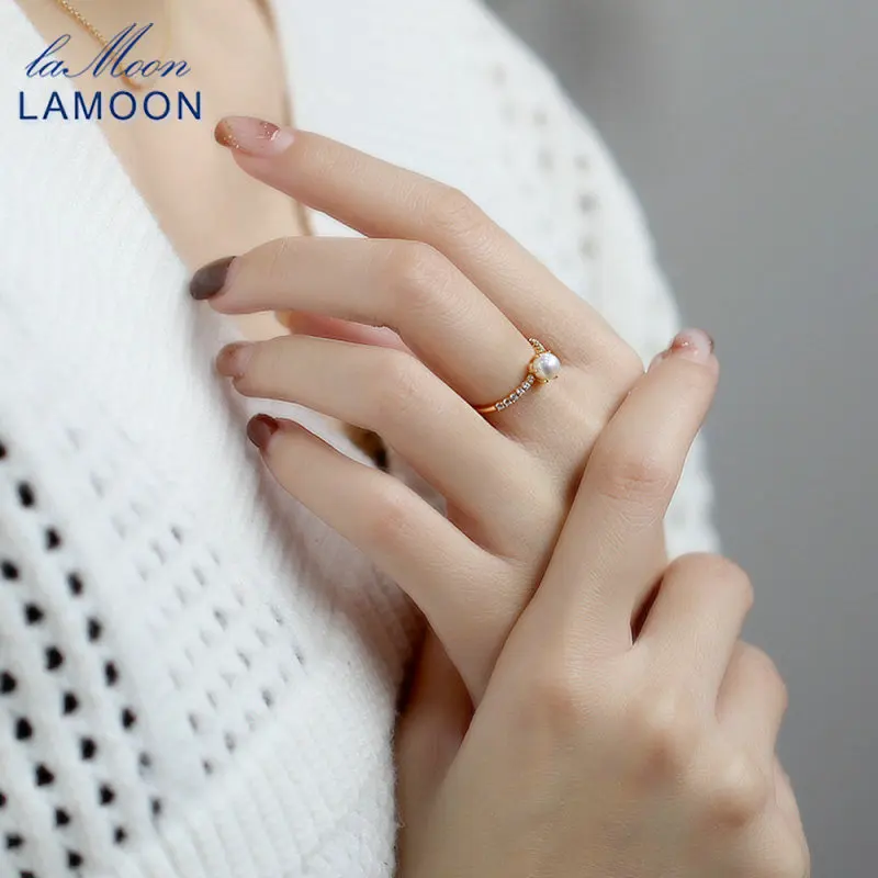 LAMOON Classic элегантное для свадьбы помолвки для женщин, ювелирные изделия из стерлингового серебра 925 пробы с золотым покрытием
LAMOON Classic элегантное для свадьбы помолвки для женщин, ювелирные изделия из стерлингового серебра 925 пробы с золотым покрытием