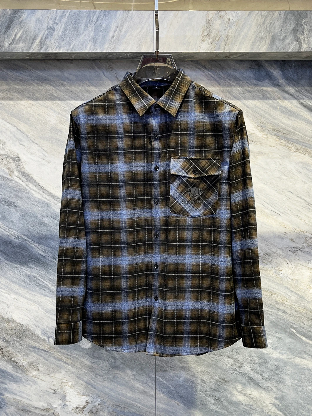 Men's Plaid Shirt Slim Fit Thickened Long Sleeve Casual Style Autumn Fashion Outerwear with Pocket Easy Care Comfortable Mate...
Men's Plaid Shirt Slim Fit Thickened Long Sleeve Casual Style Autumn Fashion Outerwear with Pocket Easy Care Comfortable Mate...