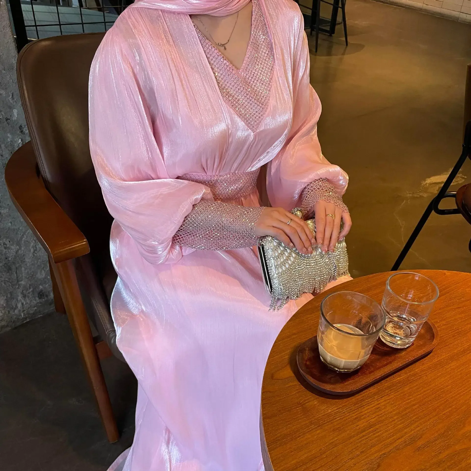Muslim Sets Dubai Chiffon Kaftan Open Abaya Long Dress Ramadan Robe Women Femme Musulmane Evening Dresses Islamic Clothing Arab
Muslim Sets Dubai Chiffon Kaftan Open Abaya Long Dress Ramadan Robe Women Femme Musulmane Evening Dresses Islamic Clothing Arab