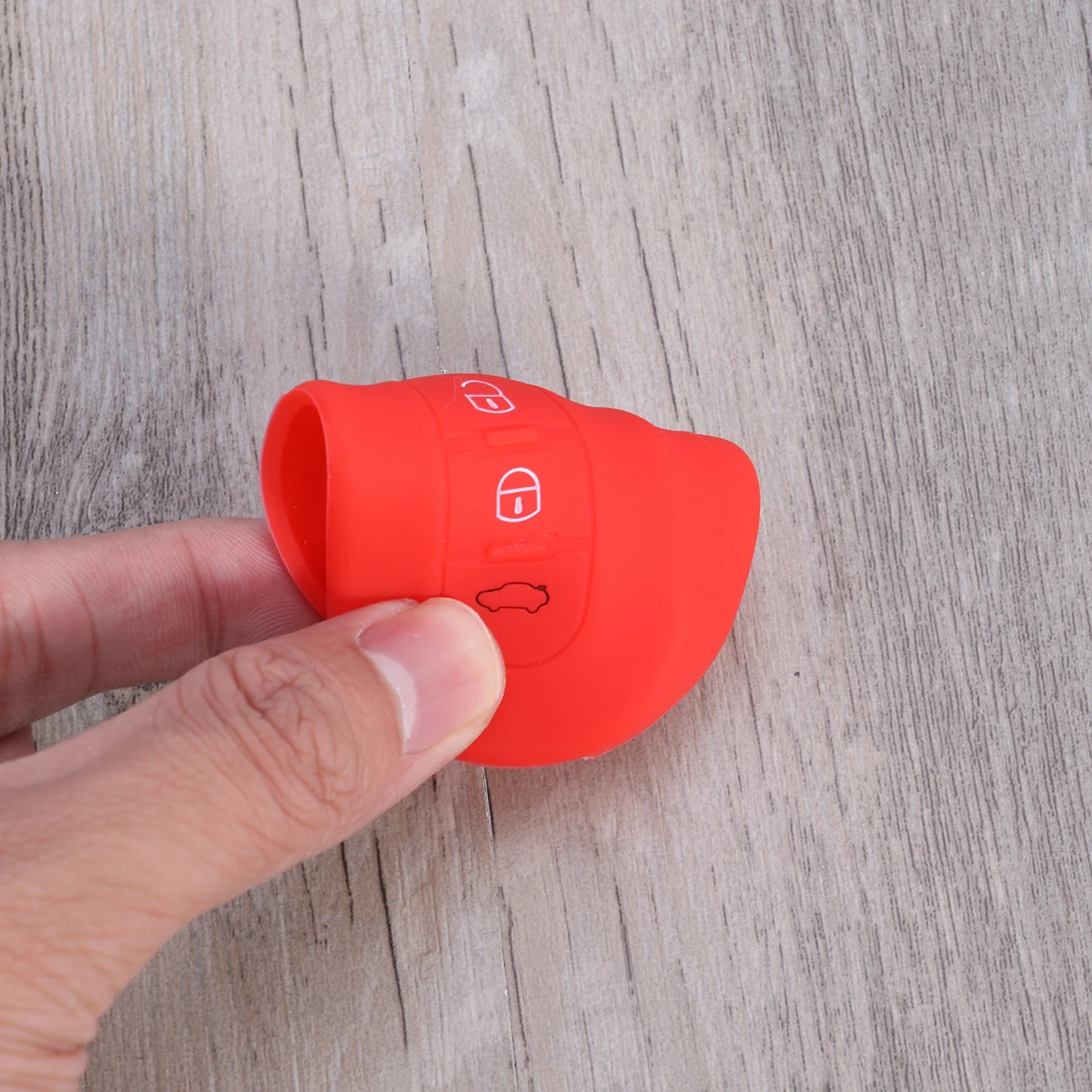 Silicone 3 Buttons Remote Key Case Cover Shell Car Key Cases Cover Holder Replacement Fit for FIAT 500 (Red)
Silicone 3 Buttons Remote Key Case Cover Shell Car Key Cases Cover Holder Replacement Fit for FIAT 500 (Red)