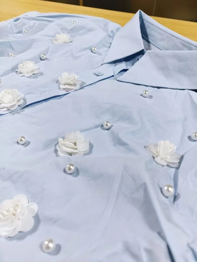 Real Photo Pearls Beads Flowers Embroidery Cotton Loose Casual Blue Shirts Blouses Women Summer Fashion Single Breasted Tops
Real Photo Pearls Beads Flowers Embroidery Cotton Loose Casual Blue Shirts Blouses Women Summer Fashion Single Breasted Tops