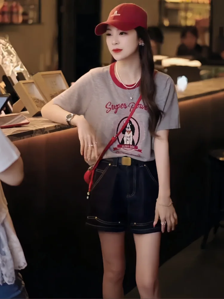 Summer Chic round Neck Print Short Sleeve T-Shirt High Waist Jeans Shorts Set Women's Fashion Two-Piece Suit High Waist Shorts
Summer Chic round Neck Print Short Sleeve T-Shirt High Waist Jeans Shorts Set Women's Fashion Two-Piece Suit High Waist Shorts